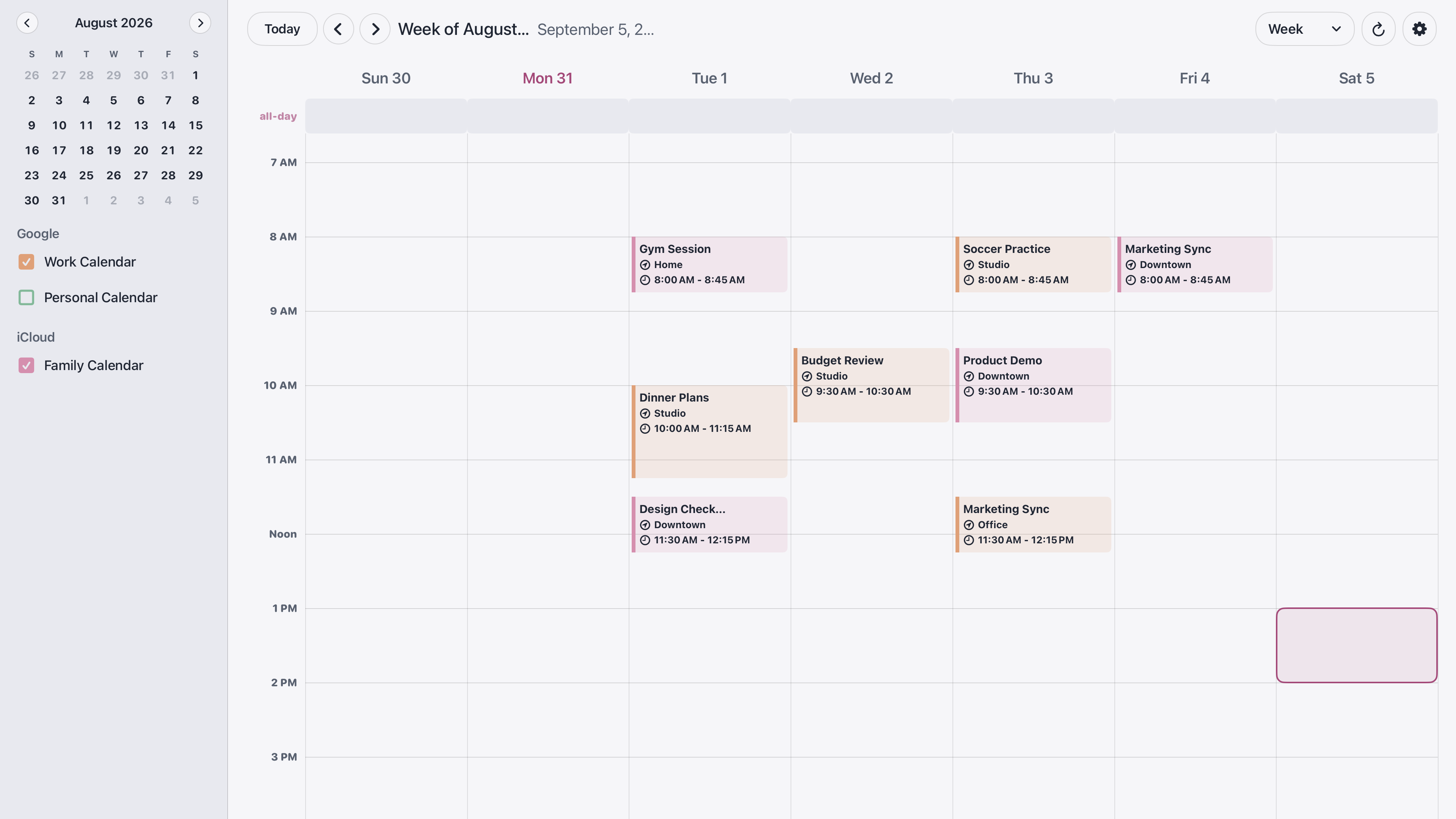 Light mode gives the shared weekly calendar a bright appearance.